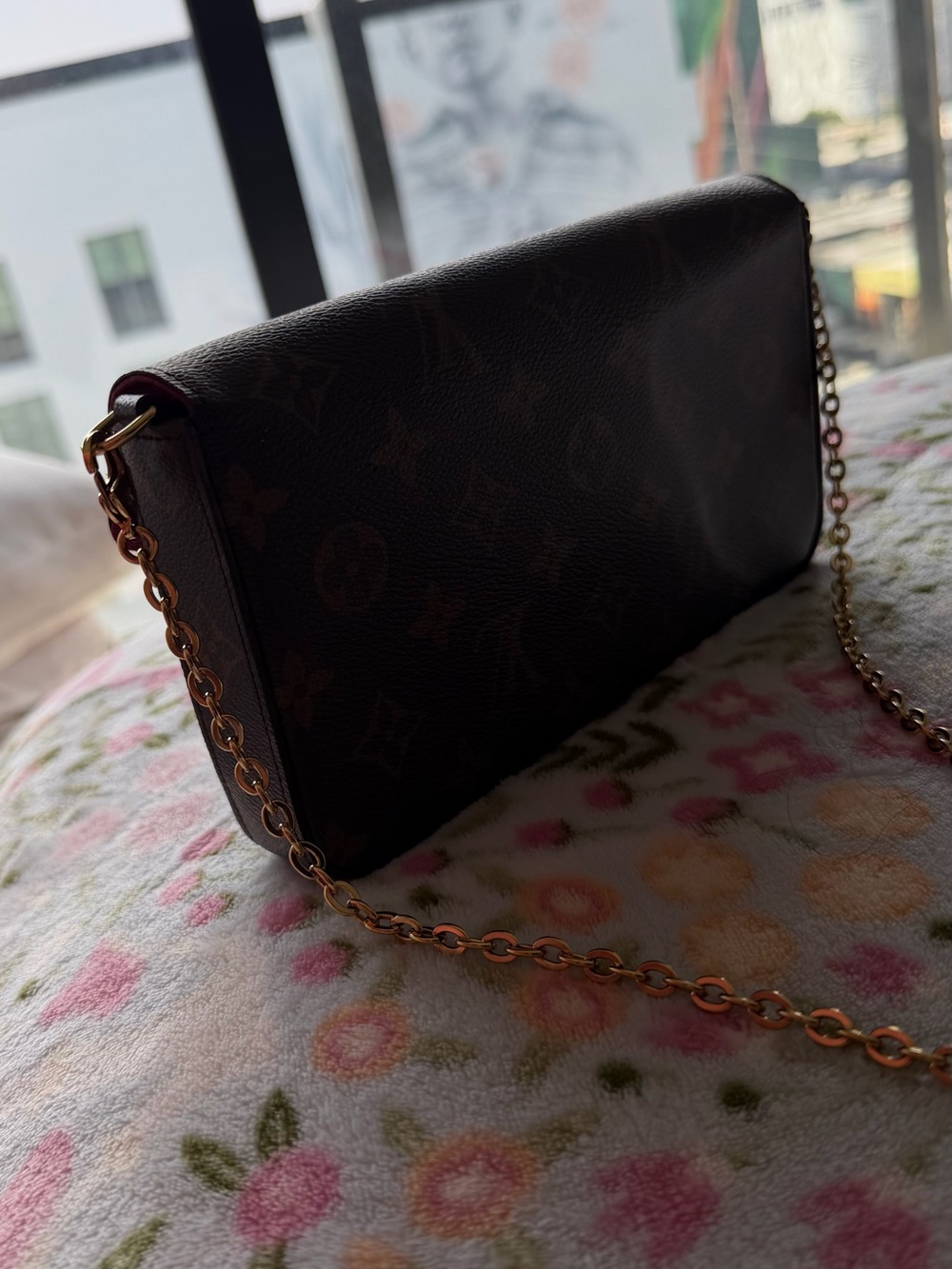 Louis Vuitton Brown Monogram Envelope Shoulder Bag with Gold Chain - Picture 2 of 2